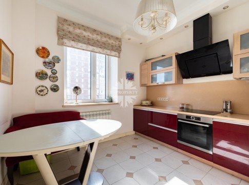 Мосфильмовская улица, 53