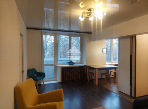 Лонгиновская улица, 4к2