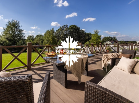 УЮТНОЕ ШАЛЕ С 5-Ю СПАЛЬНЯМИ