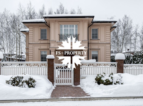 РОСКОШНОЕ ДОМОВЛАДЕНИЕ НА ВИДОВОМ УЧАСТКЕ