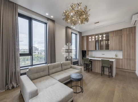 Эдуарда Стрельцова улица, 2к2