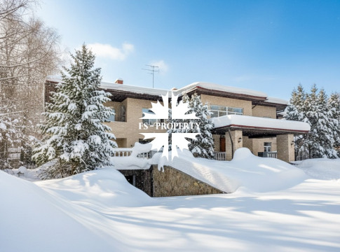 ГОРКИ-1 ДОМ С БАССЕЙНОМ