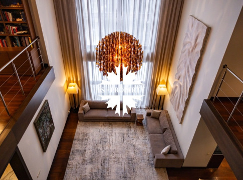 ДОМ С МАНСАРДОЙ НА 5 СПАЛЕН